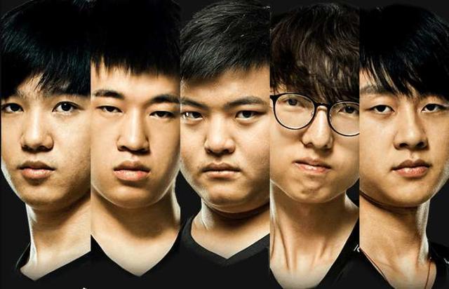 EG力克TSM，Uzi完成史诗逆转鏖战多局八强赛，让粉丝疯狂欢呼