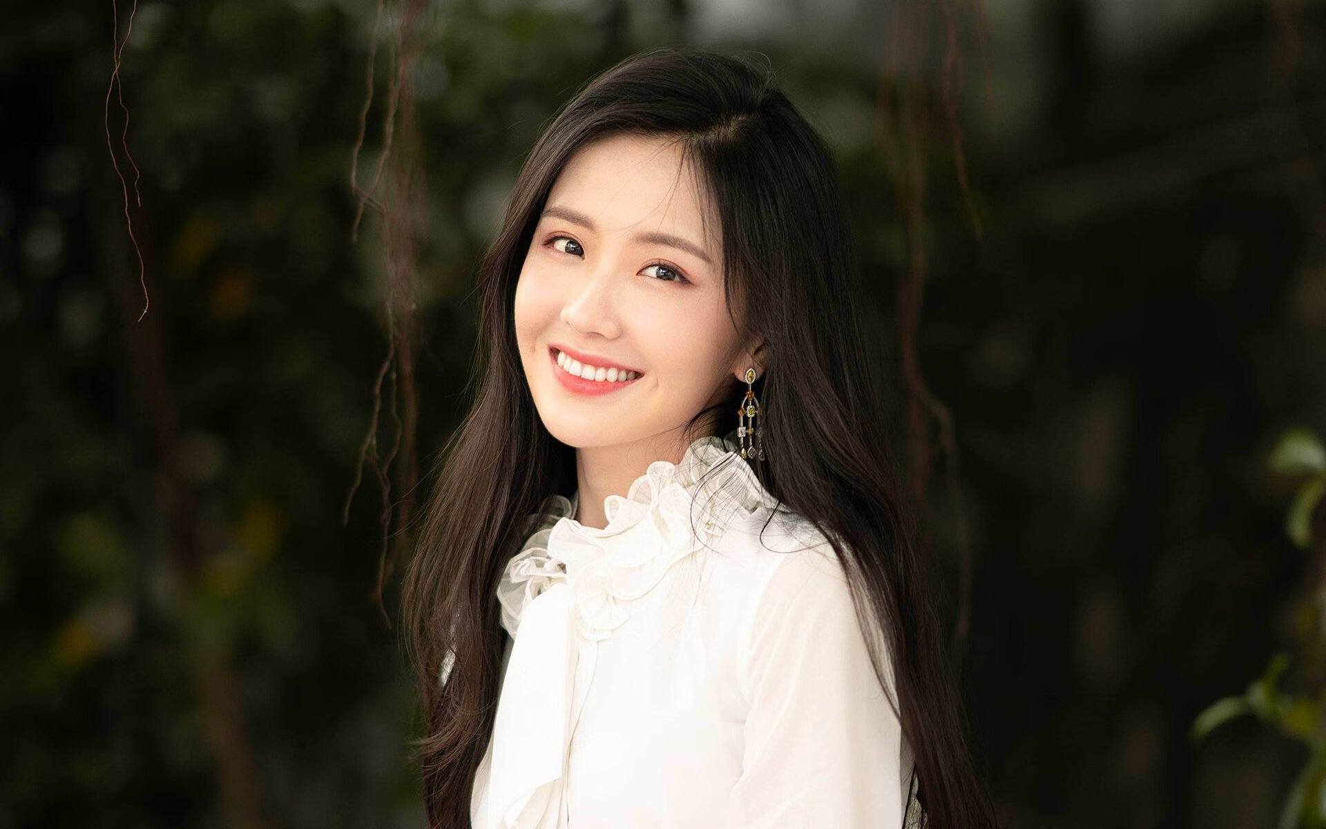 东契奇无死角统治攻防两端,魔术战术魔法如何冻结步行者?