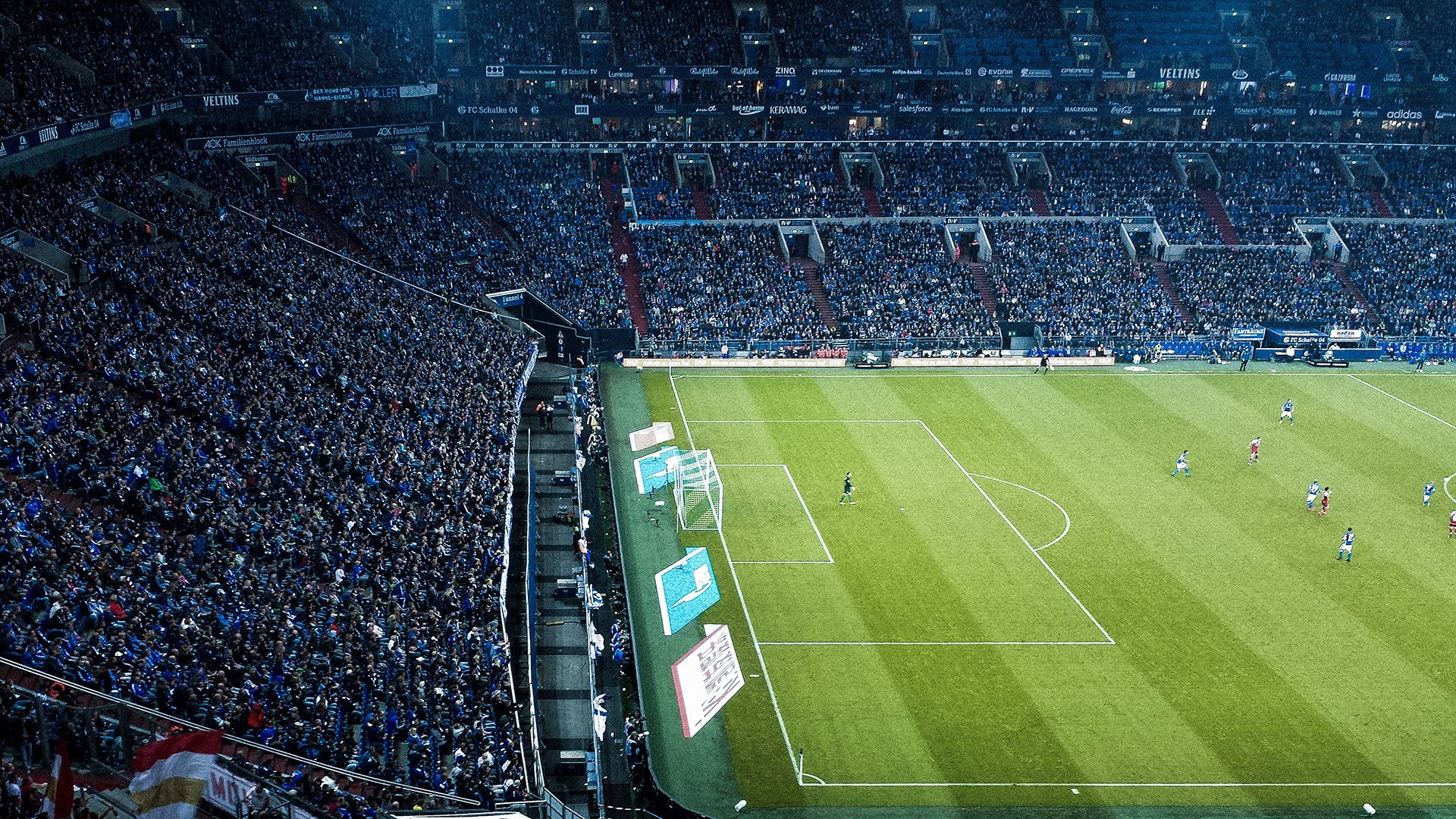 开云体育登录-楚阿梅尼破门，哥伦比亚鏖战英格兰