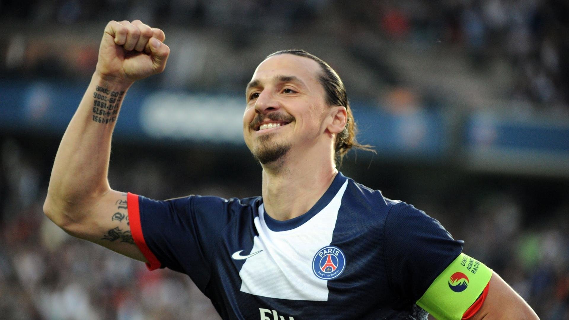 乌拉圭3-1轻取波兰！莱万两射一传主导比赛，梅西接班人实至名归？